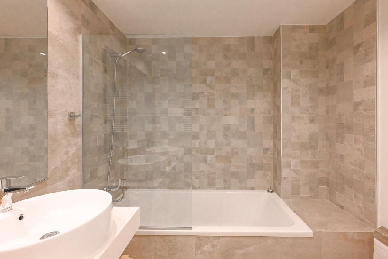 Seashell Infinity Luxury Apartment Estepona Bagian luar foto
